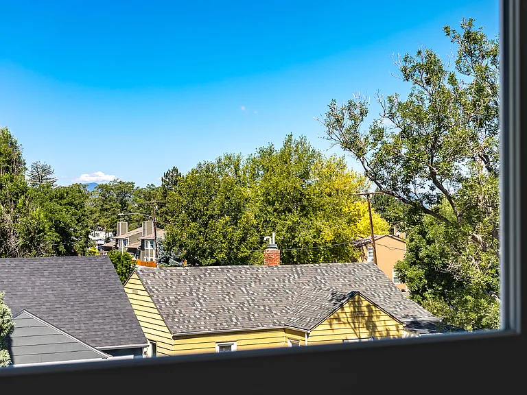 1592 N Ames St — Photo 39