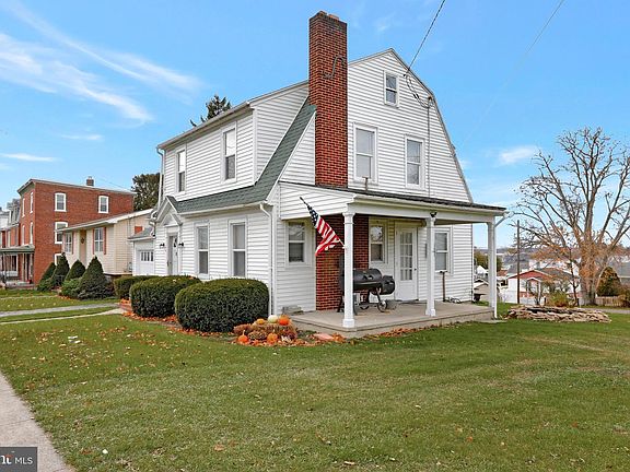 3rd image of 244 N Grant St
