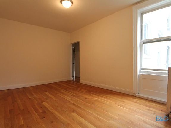 2nd image of 565 W 175th St APT 51