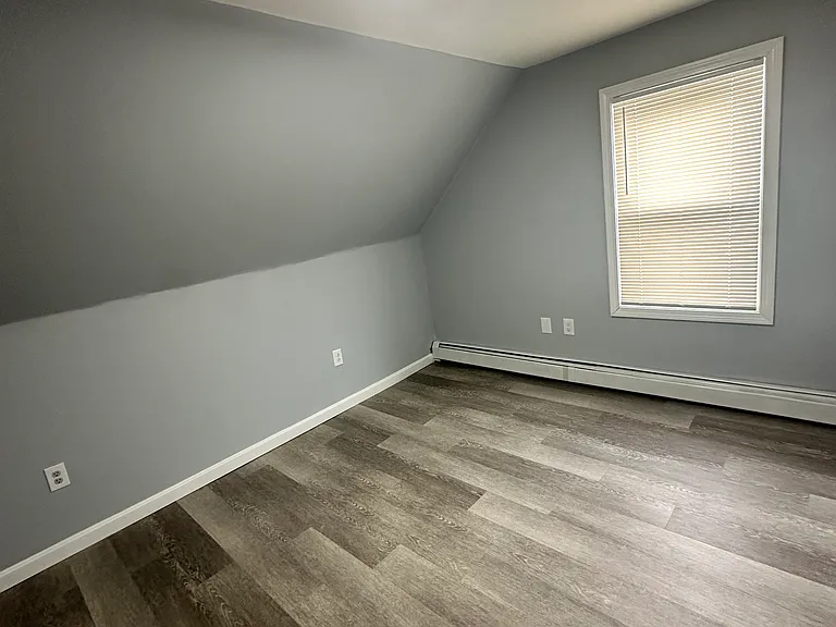 378 Center St #7 — Photo 7