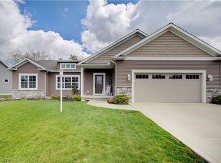 2594 Carlton St NW, North Canton, OH