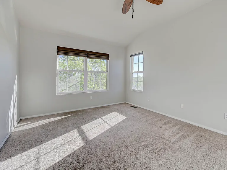 835 Ridgebury Pl — Photo 22