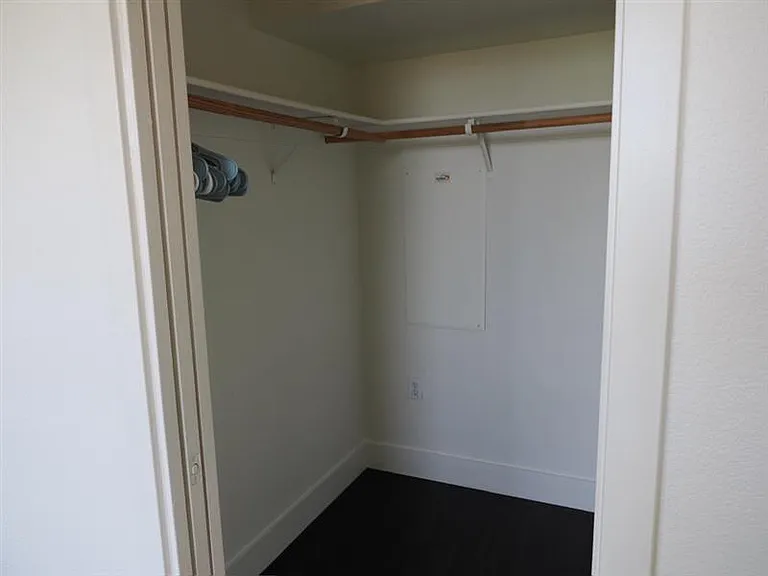 263 McDowell Ln — Photo 6