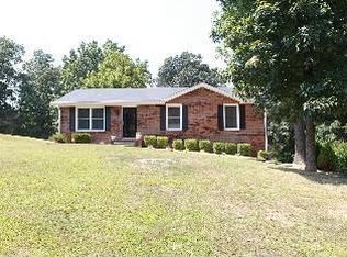 614 Wagon Trail Rd, Clarksville, TN 37042