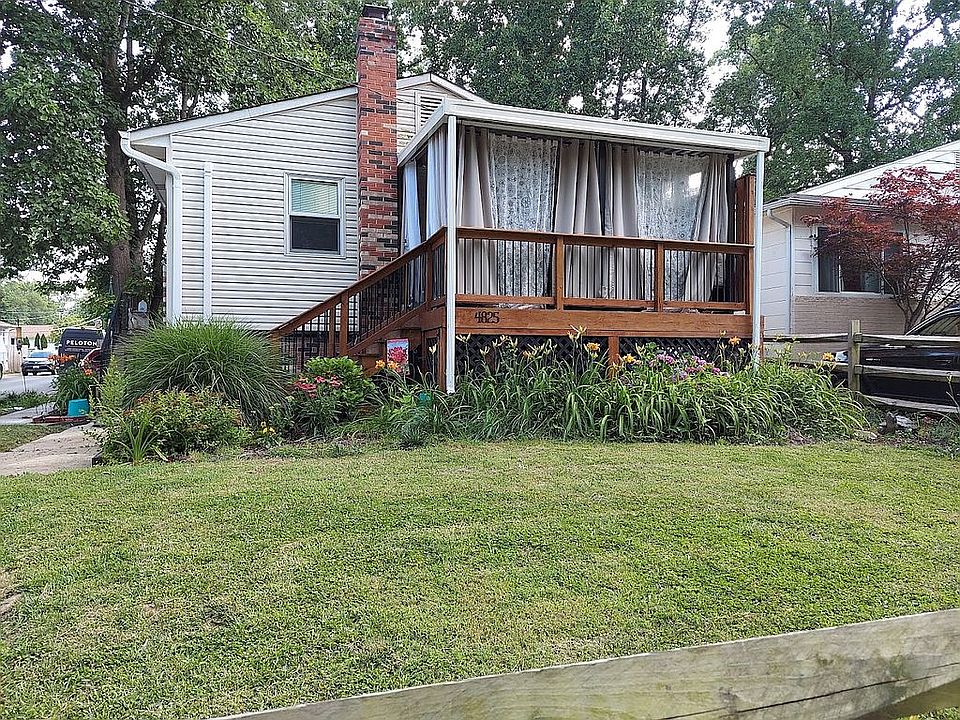 2nd image of 4825 Quimby Ave