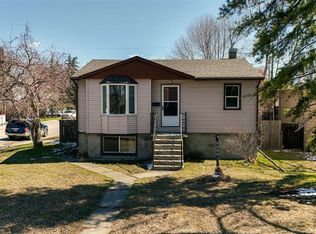 6204 W 18th St SE, Calgary, AB T2C 0M3