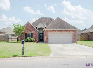13408 Autumn Run Dr, Walker, LA 70785