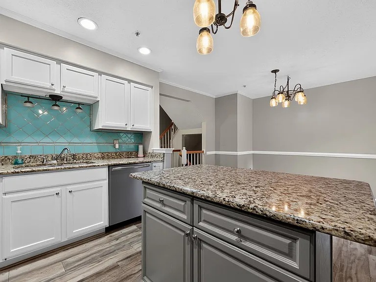 8155 Deer Chase Ln — Photo 8