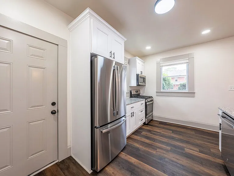 441 Maryland Ave — Photo 15