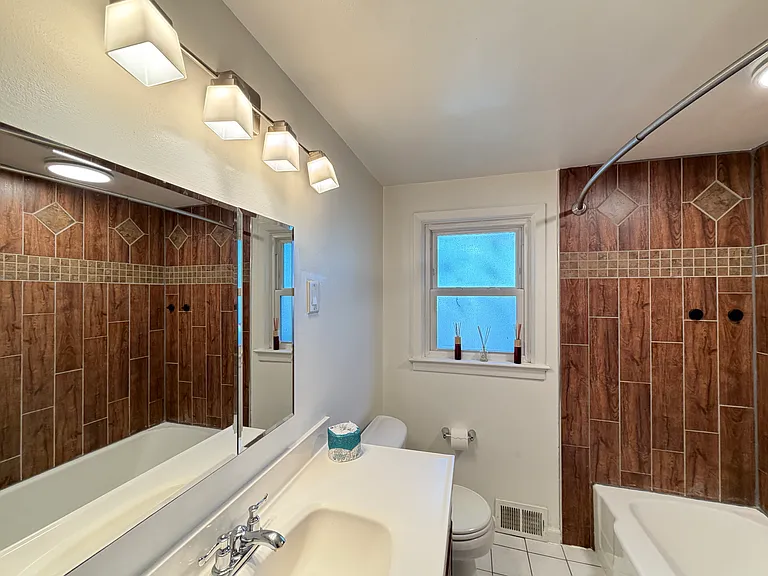 222 Frankhauser Rd — Photo 8