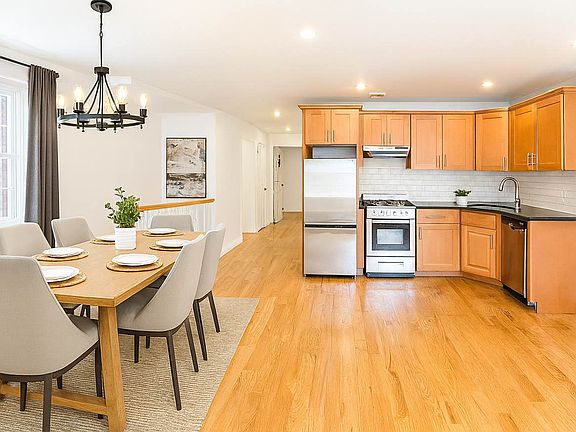 4th image of 787 Greene Ave #1A