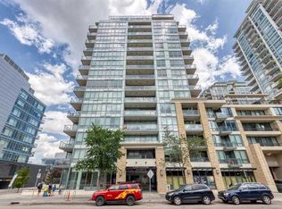 128 W 2nd St SW #1103, Calgary, AB T2P0S7