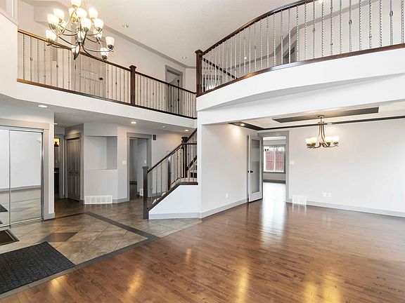 5th image of 2435 Hagen Way NW