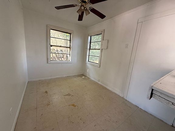 5th image of 5326 Questa Dr