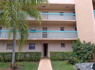 3050 Holiday Springs Blvd APT 102, Margate, FL 33063