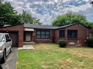 1566 North St, Suffield, CT 06078