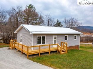 54 Montview Dr, Sparta, NC 28675