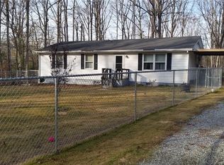 7414 W Courthouse Rd, Burkeville, VA 23922