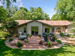 6891 Utica Ln, Chanhassen, MN 55317