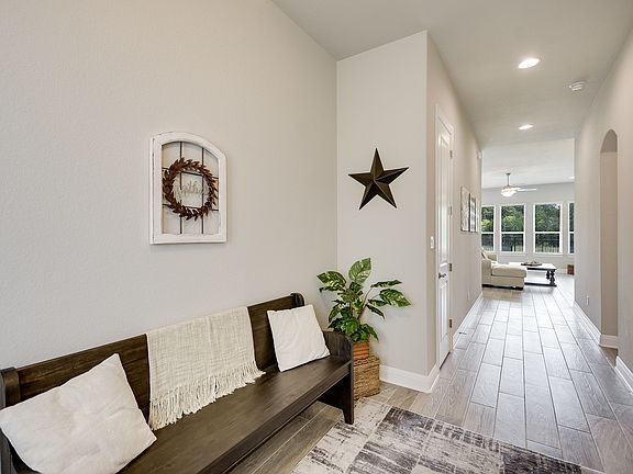 3rd image of 4660 Katherine Dr
