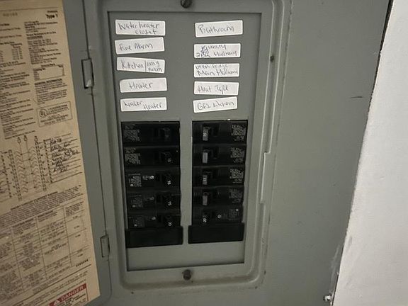 3rd image of 305 Barwood Ave