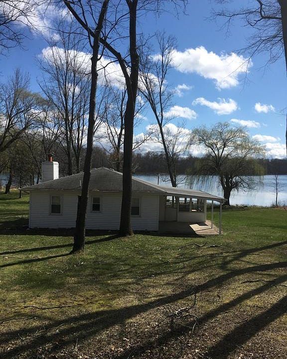 2nd image of 16815 Chain Lake St
