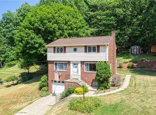 1615 E Hemlock Dr, Allison Park, PA 15101