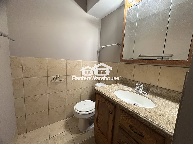 7815 Douglas Ave #102 — Photo 12
