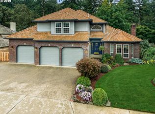 11476 SE Highland Loop, Clackamas, OR 97015