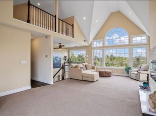 26 Manhasset Dr, Mastic Beach, NY 11951