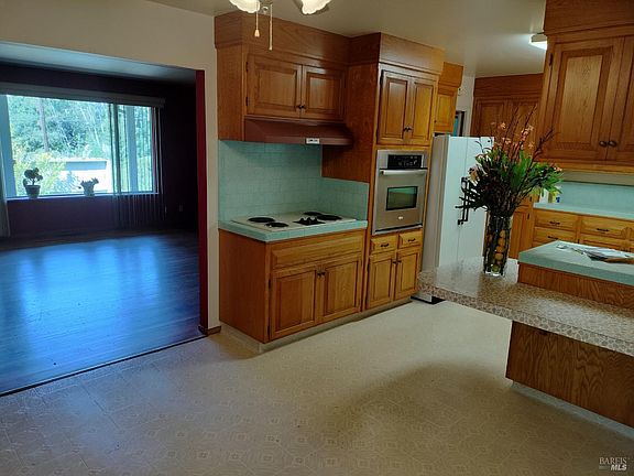 4th image of 7149 lynch Road