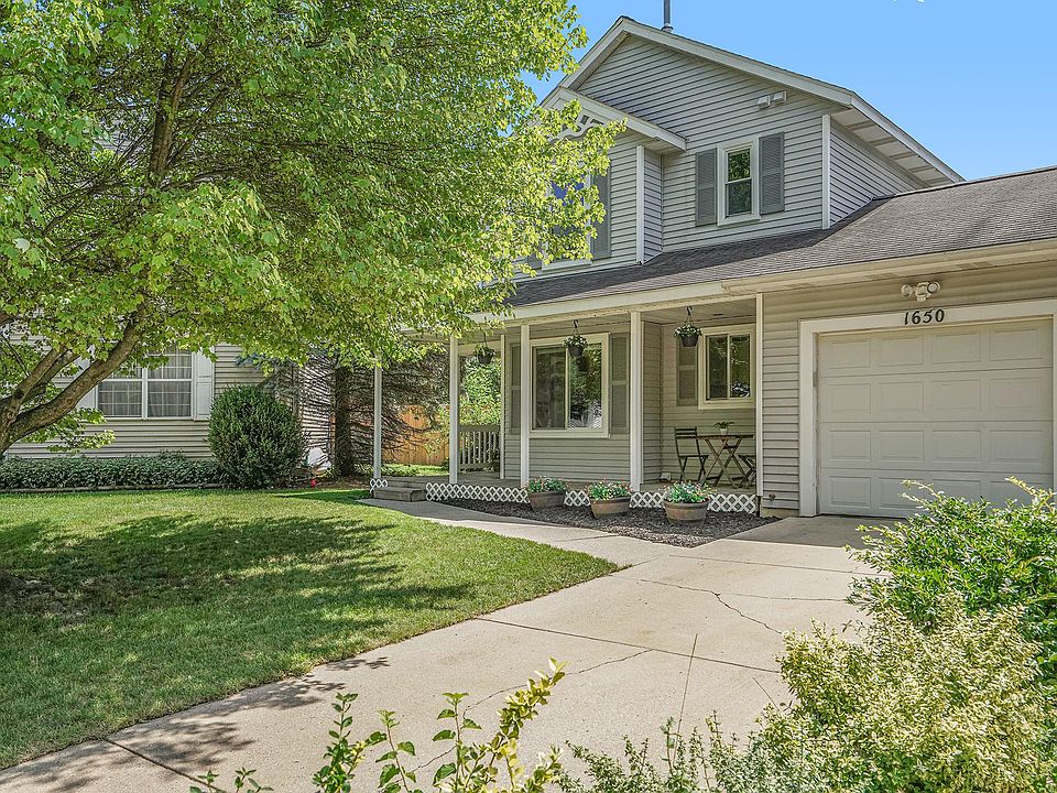 1st image of 1650 Diamond Ct NE