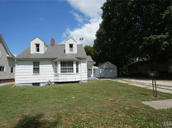 309 W 1st South St, Mount Olive, IL 62069