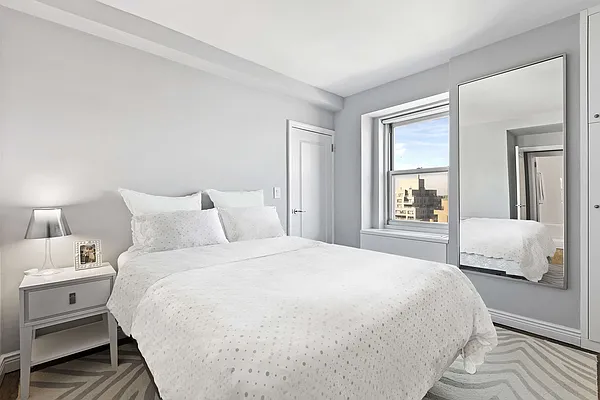 Sold by Compass | media 5