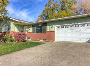 807 S 35th Ave, Yakima, WA 98902