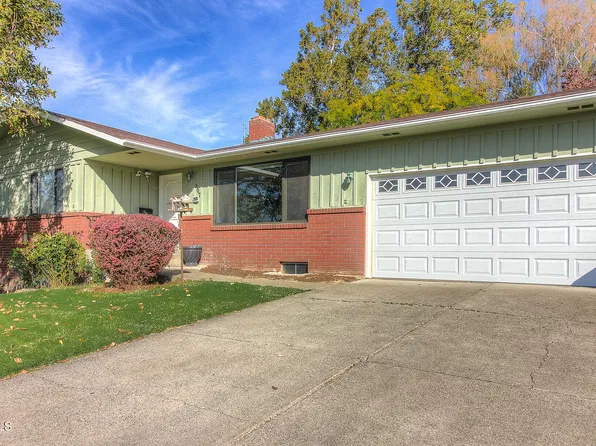 807 S 35th Ave, Yakima, WA 98902