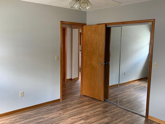 5th image of 4421 Orchard Park Dr