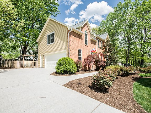 4th image of 1709 Claire Stevens Cir