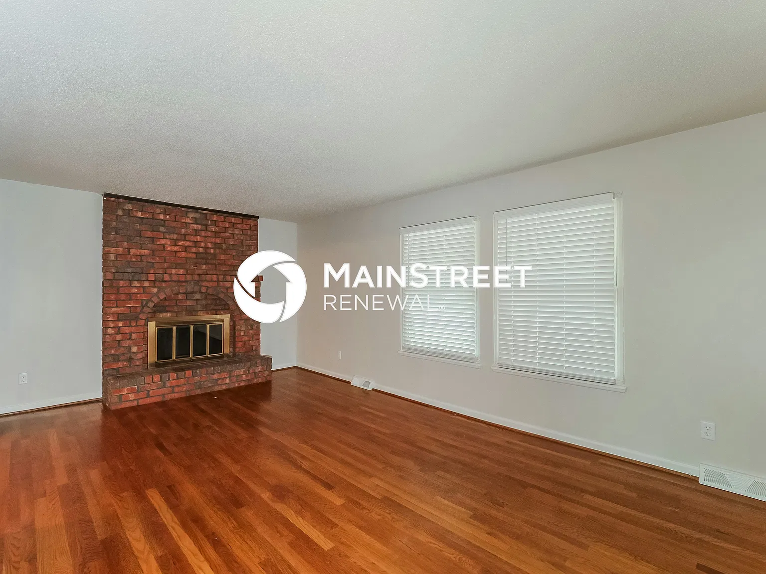 18717 Hanthorne Dr — Photo 3