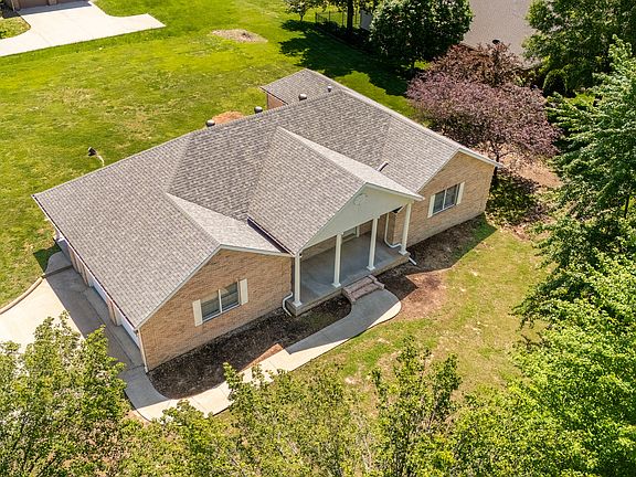 2nd image of 2729 Kokopelli Dr