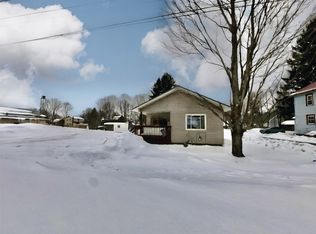 9596 North St, Wattsburg, PA 16442