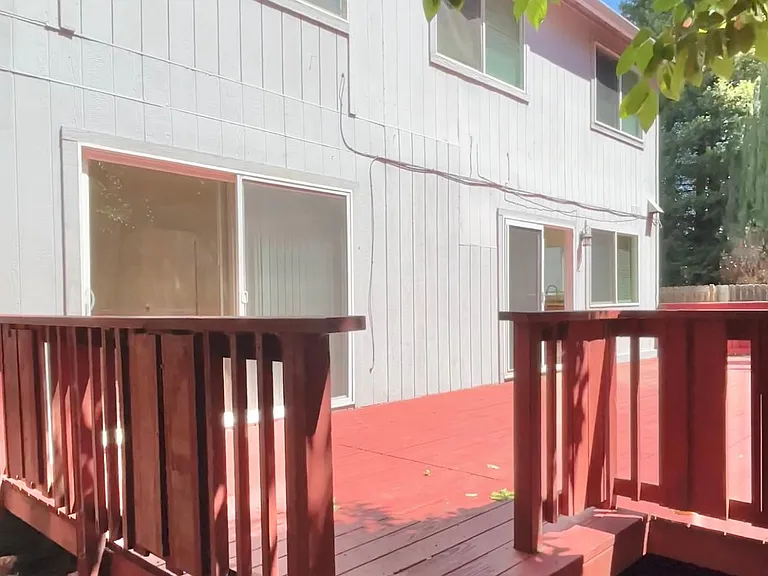 1431 Jasmine Cir — Photo 17