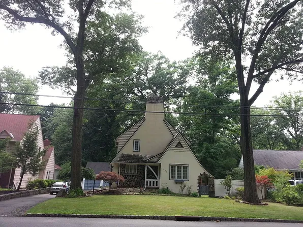 230 Glen Ave, Millburn, NJ 07041