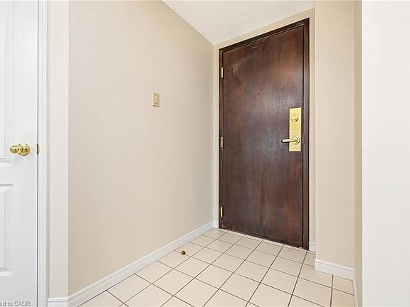 5th image of 100 Millside Dr #1202