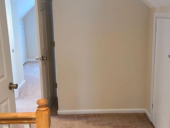 5th image of 619 Lafayette Ter
