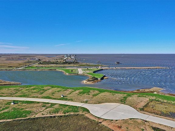 4th image of 1510 Bay Pointe Dr