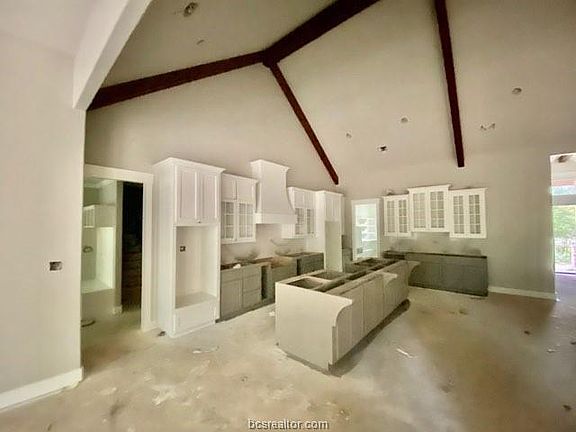 5th image of 3754 Maricopa Ln