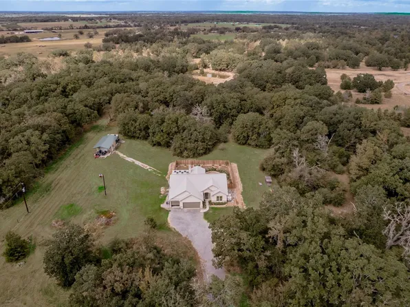 2803 Fm 2158, Midway, TX 75852