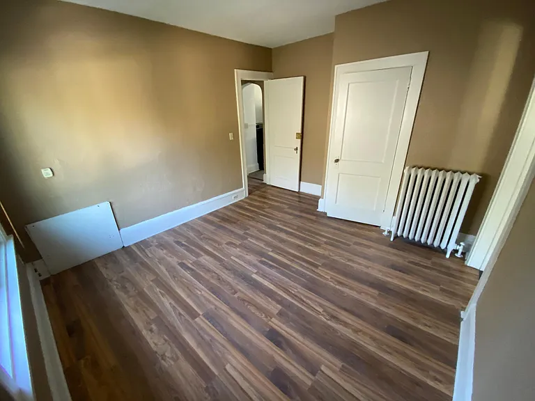 1703 Morgan Ave N — Photo 19