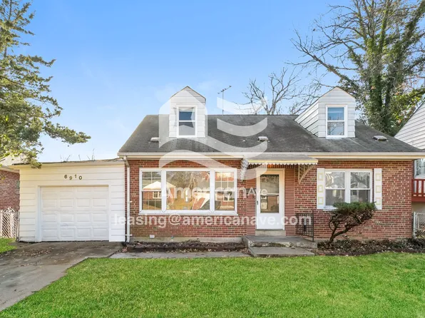 6910 Groveland Dr, Saint Louis, MO 63121